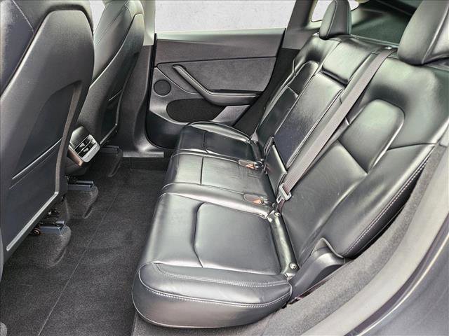 Used 2024 Tesla Model Y Long Range image 19