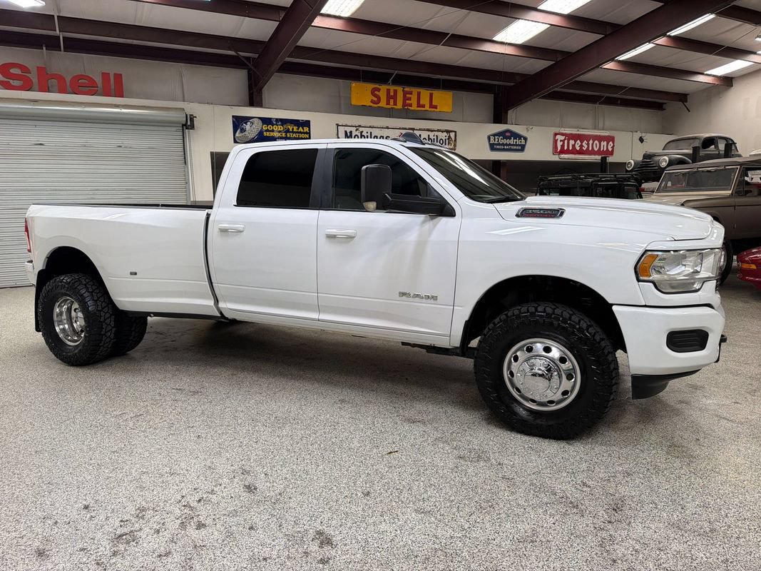 Used 2021 RAM 3500 Big Horn AWD/4WD image 10
