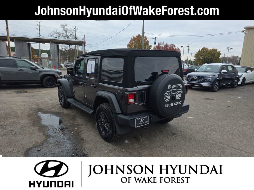 Used 2024 Jeep Wrangler Sport S image 17