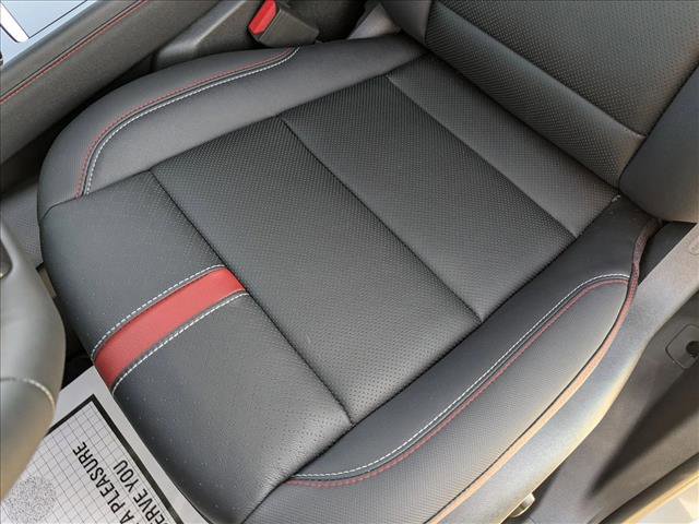 New 2026 Chevrolet Traverse RS w/ LPO, Floor Liner Package image 4