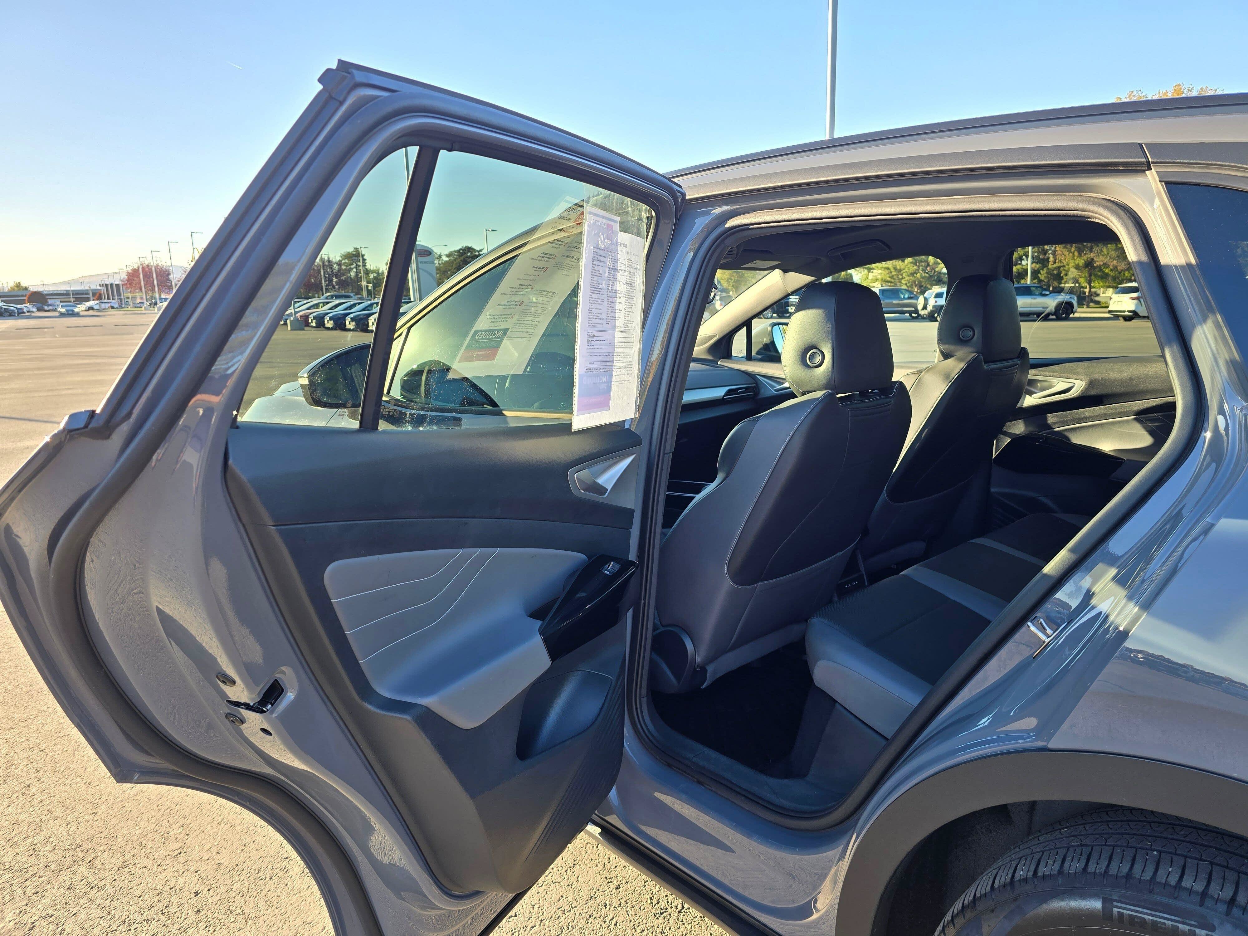 Used 2023 Volkswagen ID.4 Pro S AWD/4WD image 15