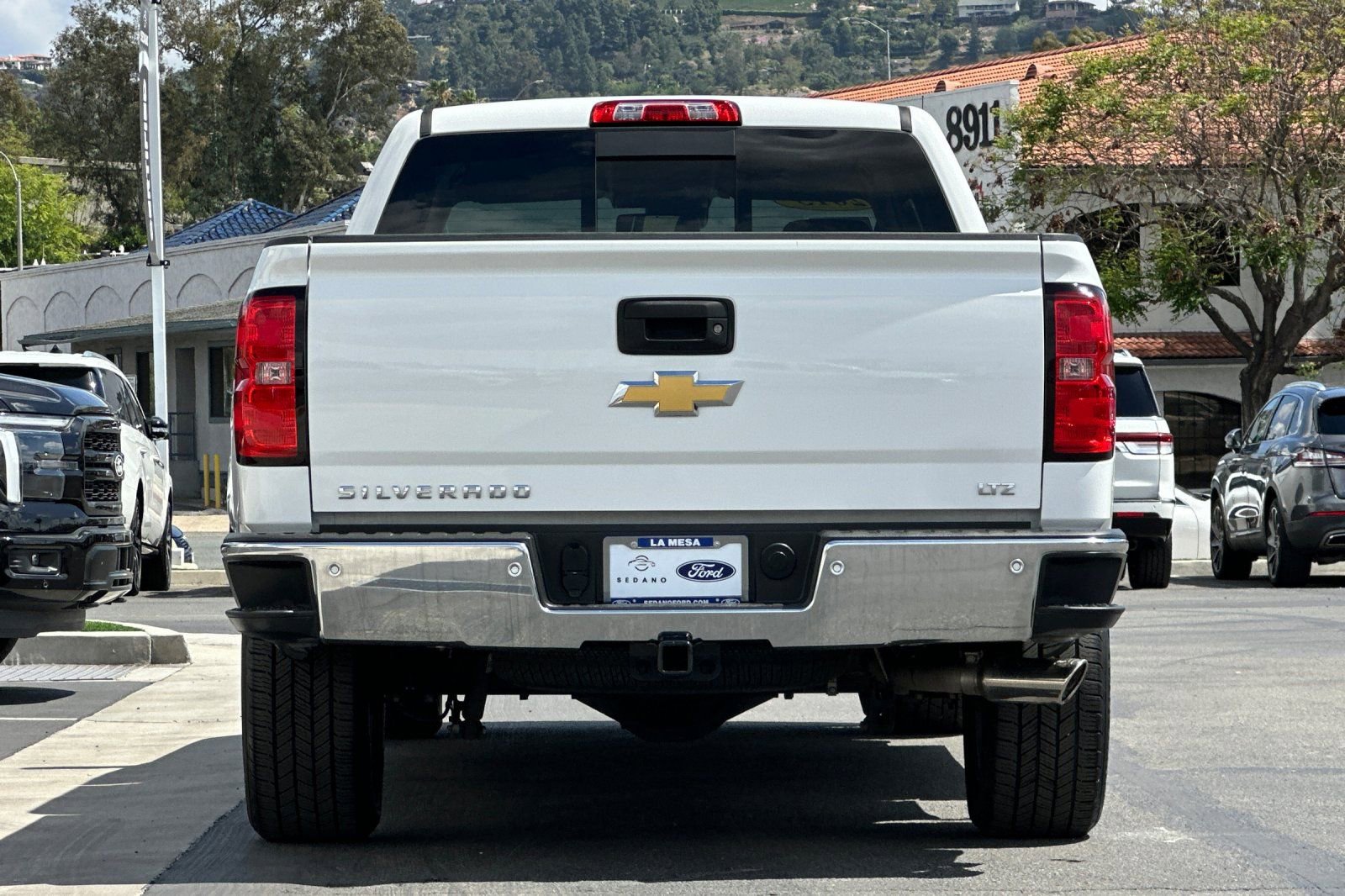 Used 2015 Chevrolet Silverado 1500 LTZ w/ Driver Alert Package RWD image 4