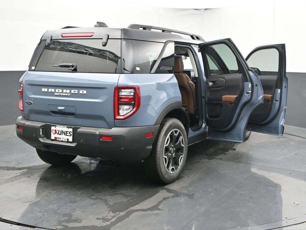 New 2025 Ford Bronco Sport Outer Banks w/ Outer Banks Tech Package+ AWD/4WD image 51