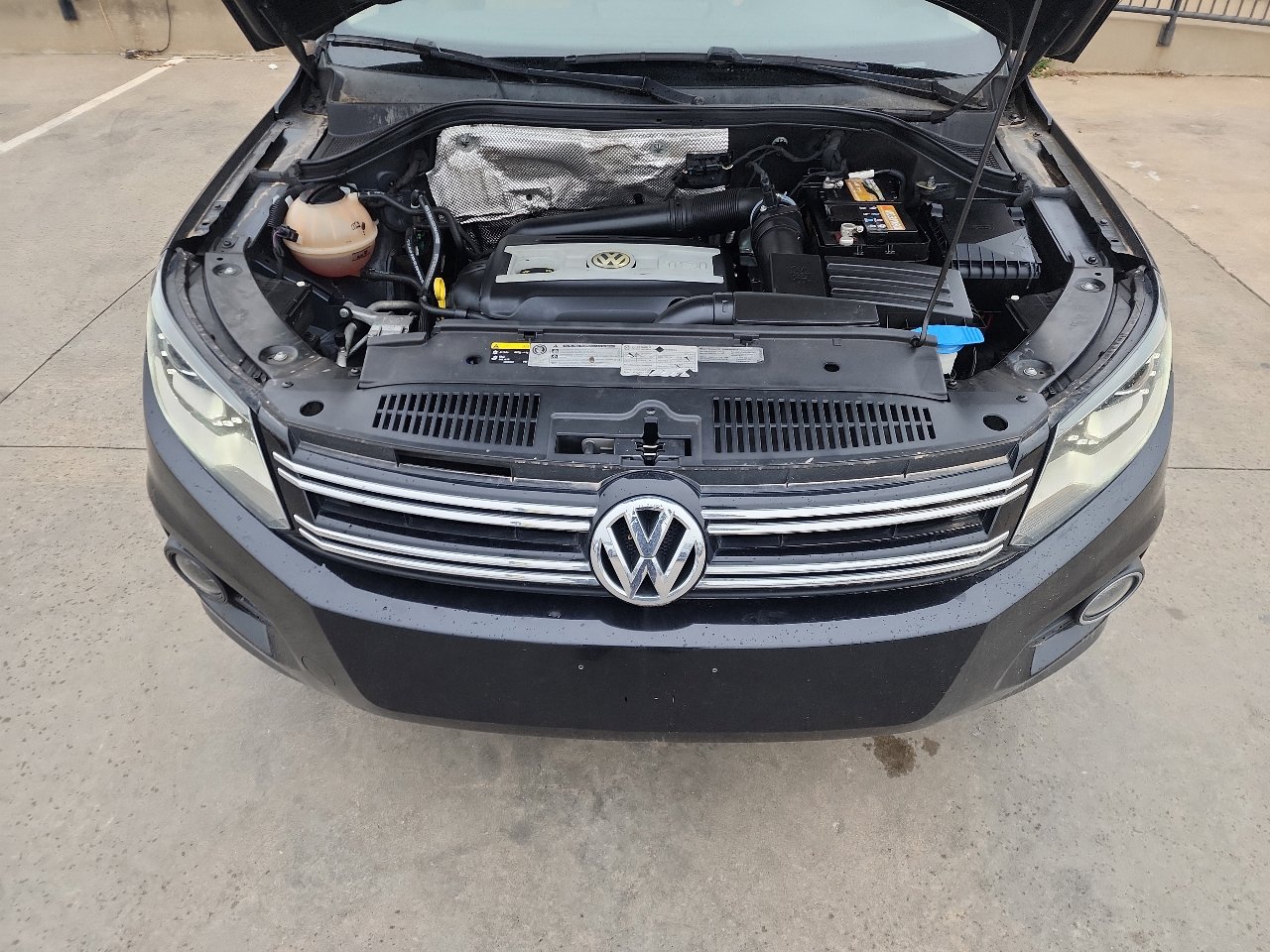 Used 2016 Volkswagen Tiguan SEL image 26