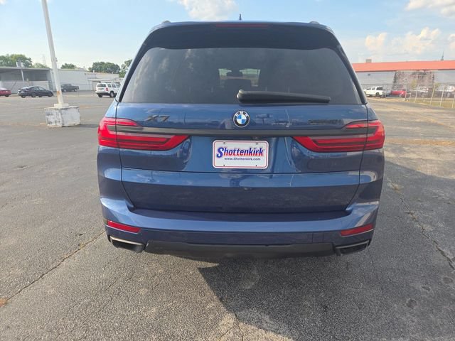 Used 2021 BMW X7 xDrive40i w/ Luxury Seating Package AWD/4WD image 7