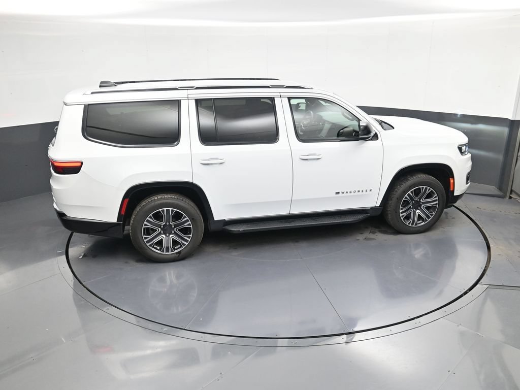 Used 2024 Jeep Wagoneer Series II w/ Flexible Seating Group RWD image 38
