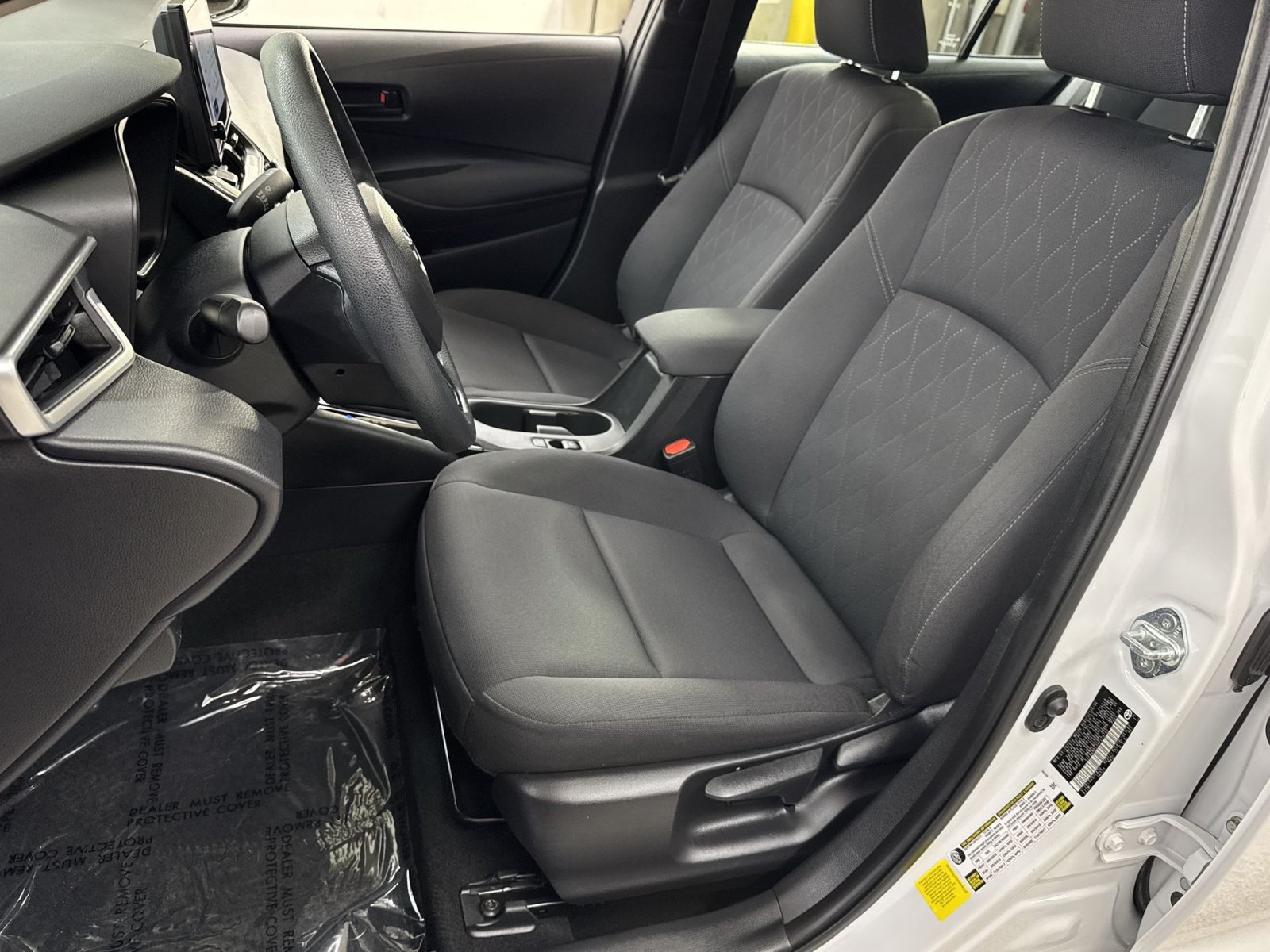 Used 2023 Toyota Corolla LE FWD image 14