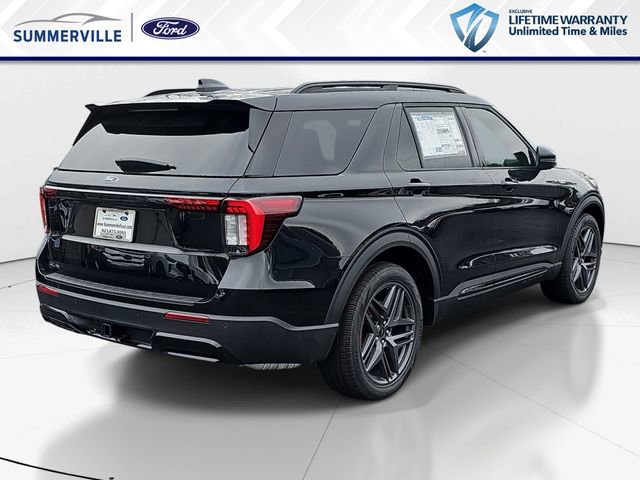 New 2026 Ford Explorer ST-Line w/ ST-Line Street Pack RWD image 3