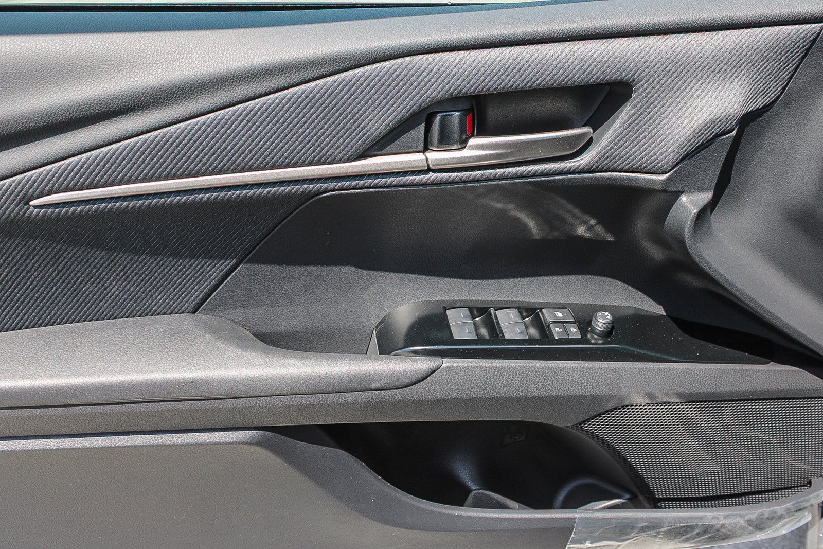 New 2026 Toyota Camry SE w/ Multimedia Upgrade Package FWD image 23