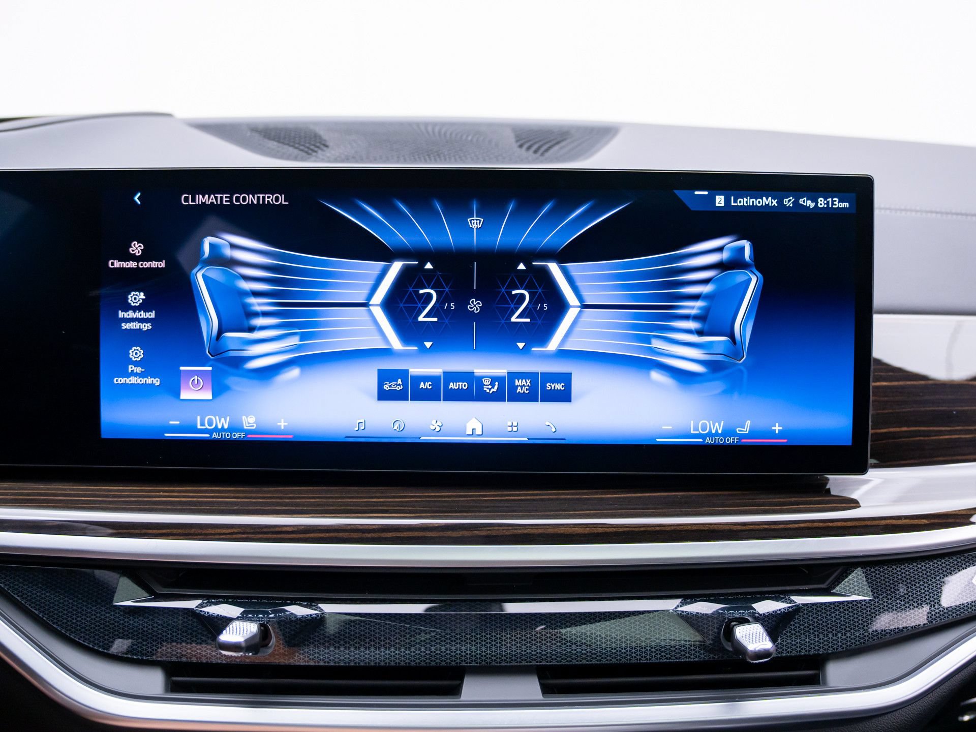 Certified 2026 BMW X7 xDrive40i w/ Executive Package AWD/4WD image 28