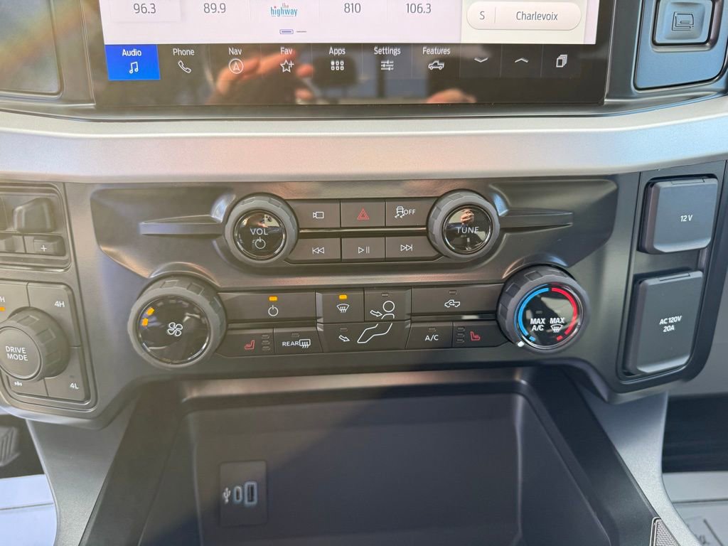 New 2026 Ford F350 XLT image 22