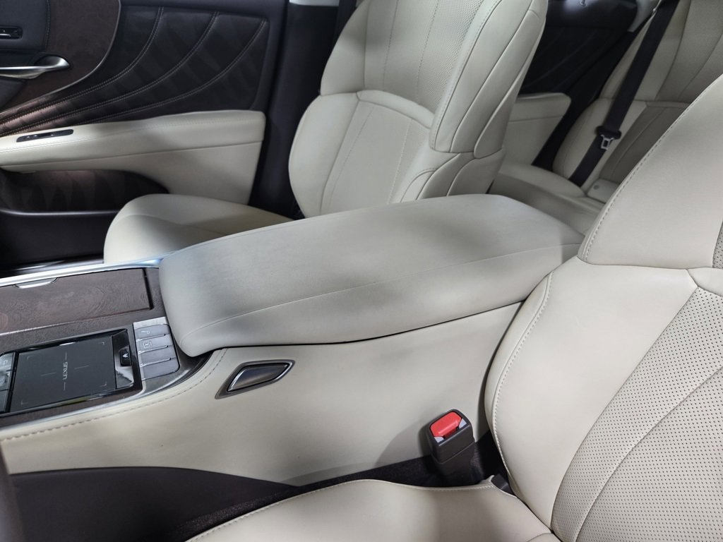 Used 2019 Lexus LS 500 image 30