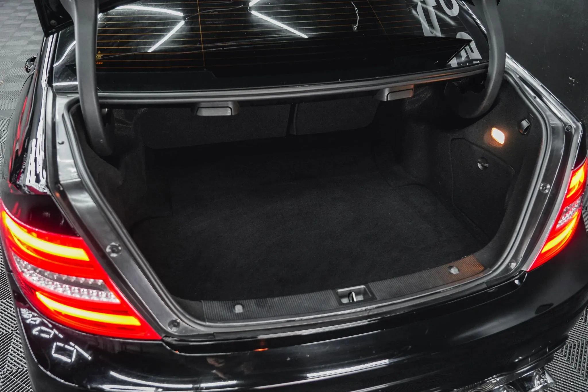 Used 2013 Mercedes-Benz C 63 AMG Sedan image 48