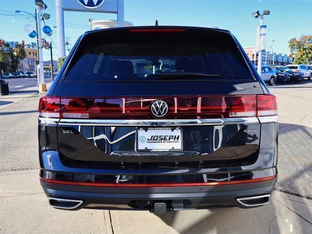 New 2026 Volkswagen Atlas SEL image 4