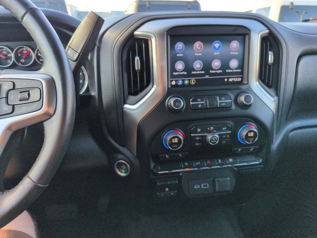 Used 2020 Chevrolet Silverado 1500 LT w/ All-Star Edition AWD/4WD image 17