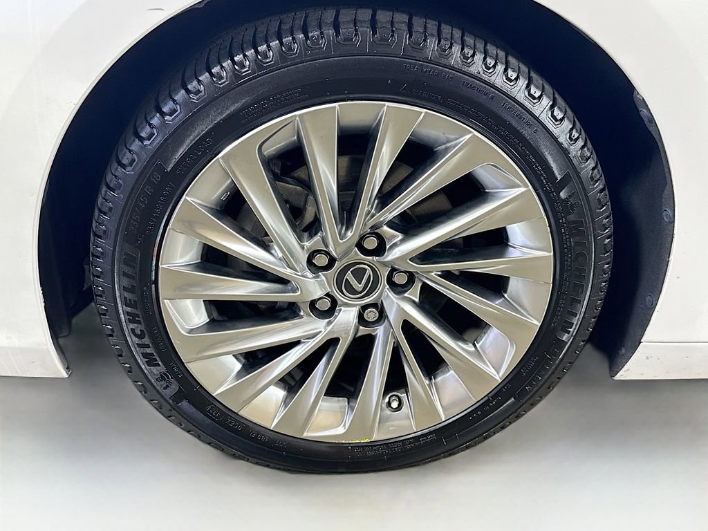 Used 2020 Lexus ES 350 Ultra Luxury w/ Accessory Package 2 FWD image 41