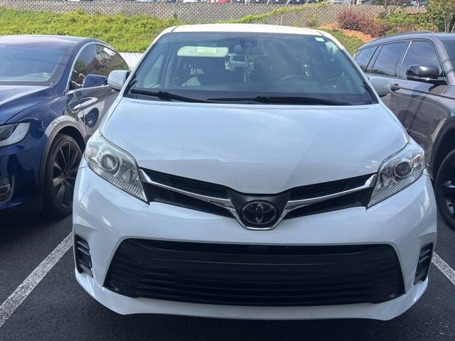Used 2018 Toyota Sienna LE FWD image 4