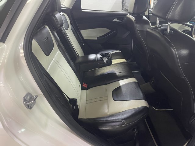 Used 2014 Ford Focus Titanium image 19