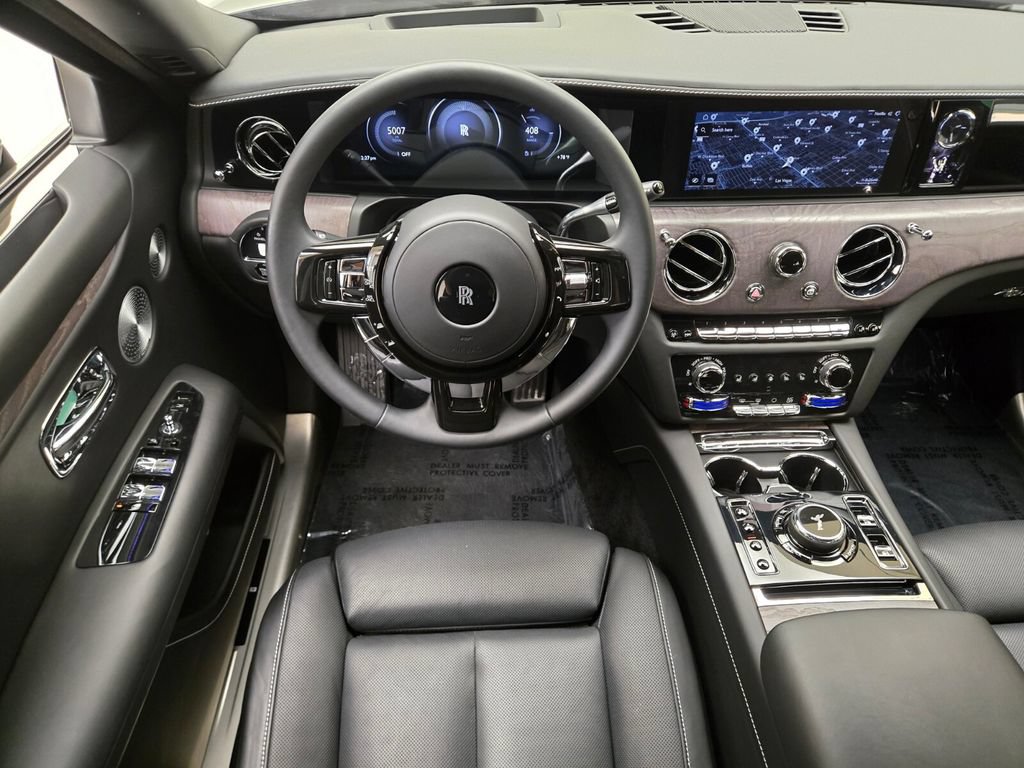 Certified 2025 Rolls-Royce Ghost AWD/4WD image 17