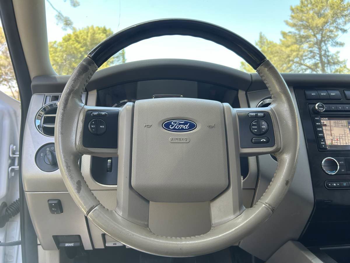 Used 2011 Ford Expedition EL Limited w/ 301A Rapid Spec Order Code image 16