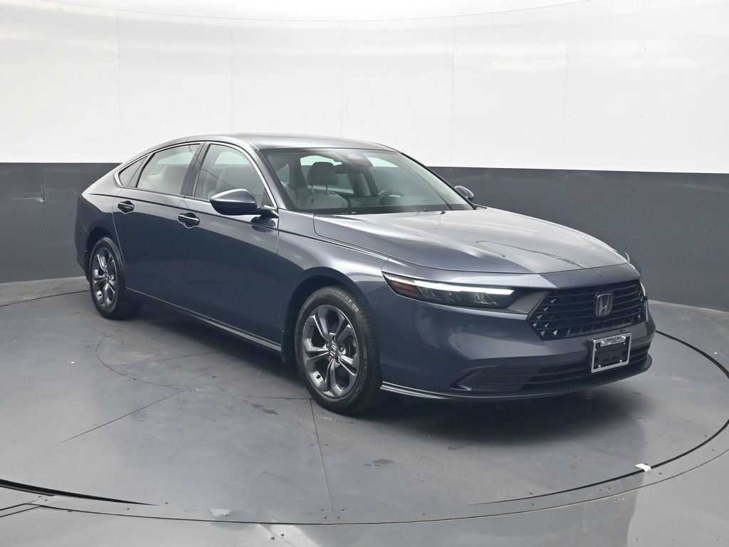 Used 2023 Honda Accord EX image 2