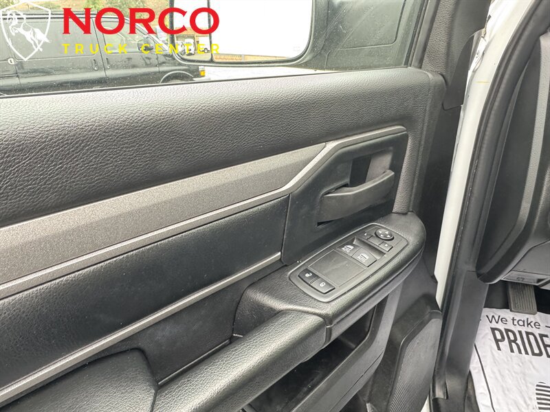Used 2022 RAM 3500 Tradesman RWD image 16