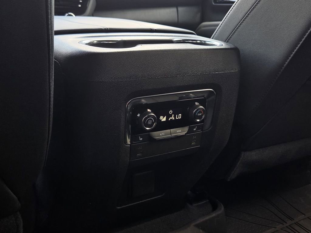 Used 2025 Chevrolet Tahoe LT w/ Comfort Package RWD image 37