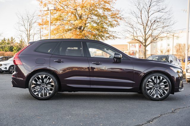 New 2026 Volvo XC60 B5 Ultra w/ Protection Package Premier image 3