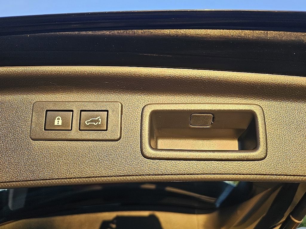 Used 2023 Subaru Forester Sport image 13