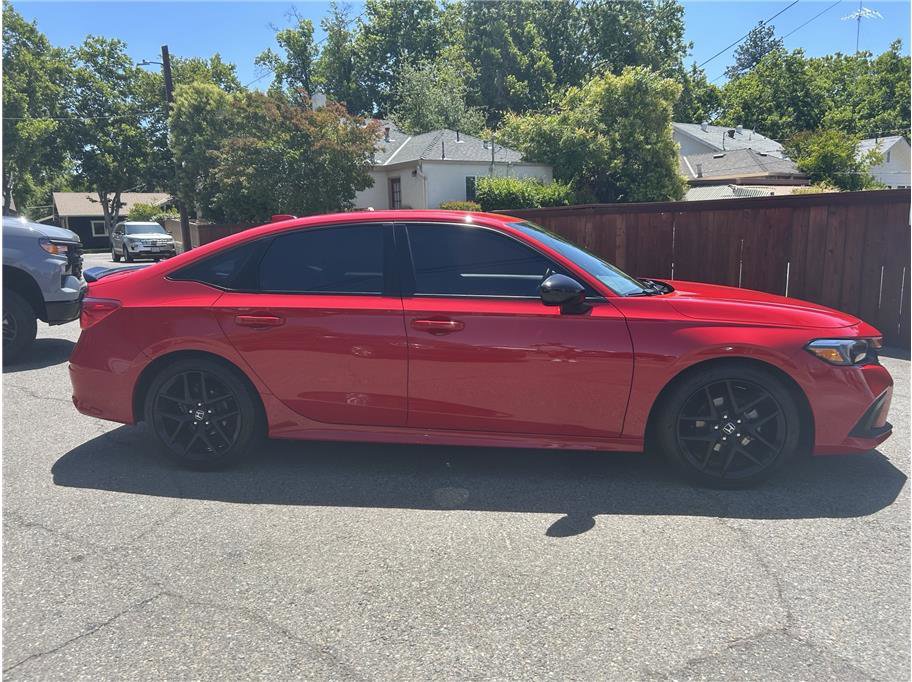Used 2024 Honda Civic Sport image 2