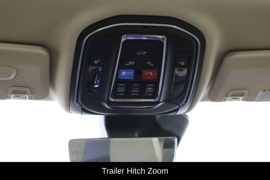 Used 2021 Jeep Grand Cherokee L Limited w/ Luxury Tech Group II image 33