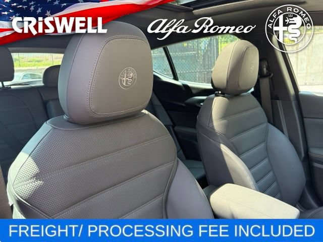 New 2026 Alfa Romeo Tonale w/ Quick Order Package 23H Volce AWD/4WD image 34