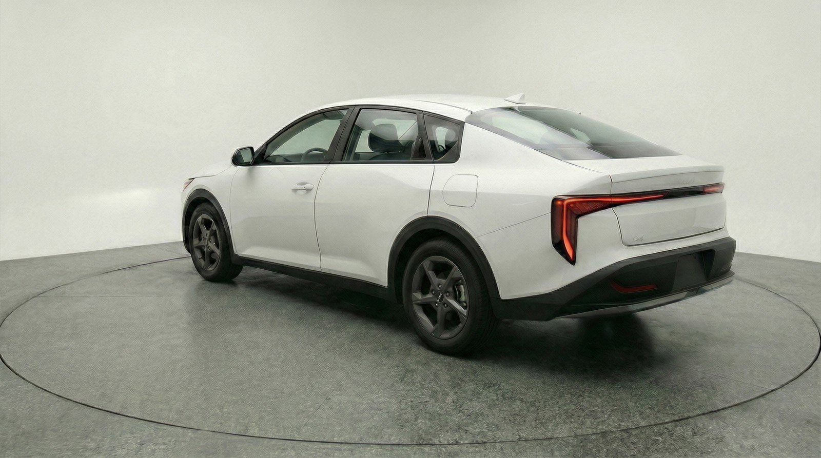 Used 2025 Kia K4 FWD image 6