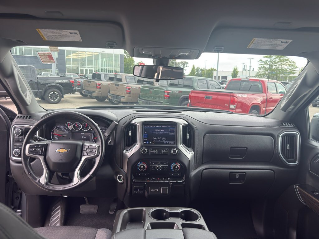 Certified 2019 Chevrolet Silverado 1500 LT w/ All-Star Edition AWD/4WD image 29