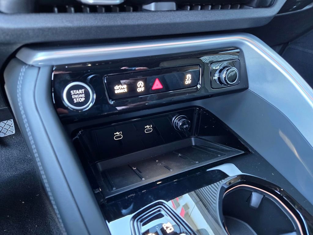 New 2025 Audi Q5 Premium Plus image 23