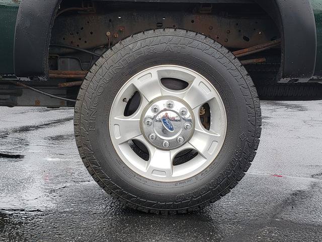 Used 2016 Ford F250 XLT w/ Snow Plow Prep Package AWD/4WD image 10