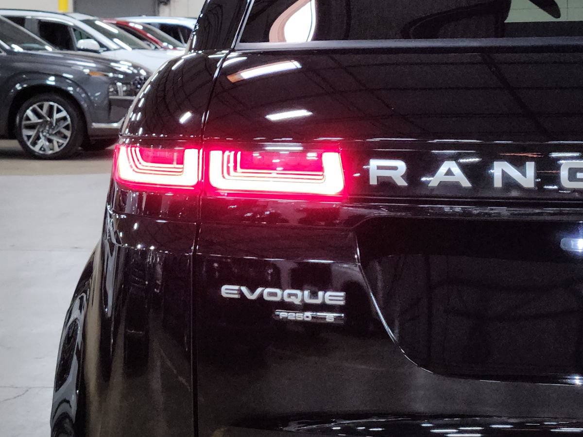 Used 2020 Land Rover Range Rover Evoque S AWD/4WD image 17
