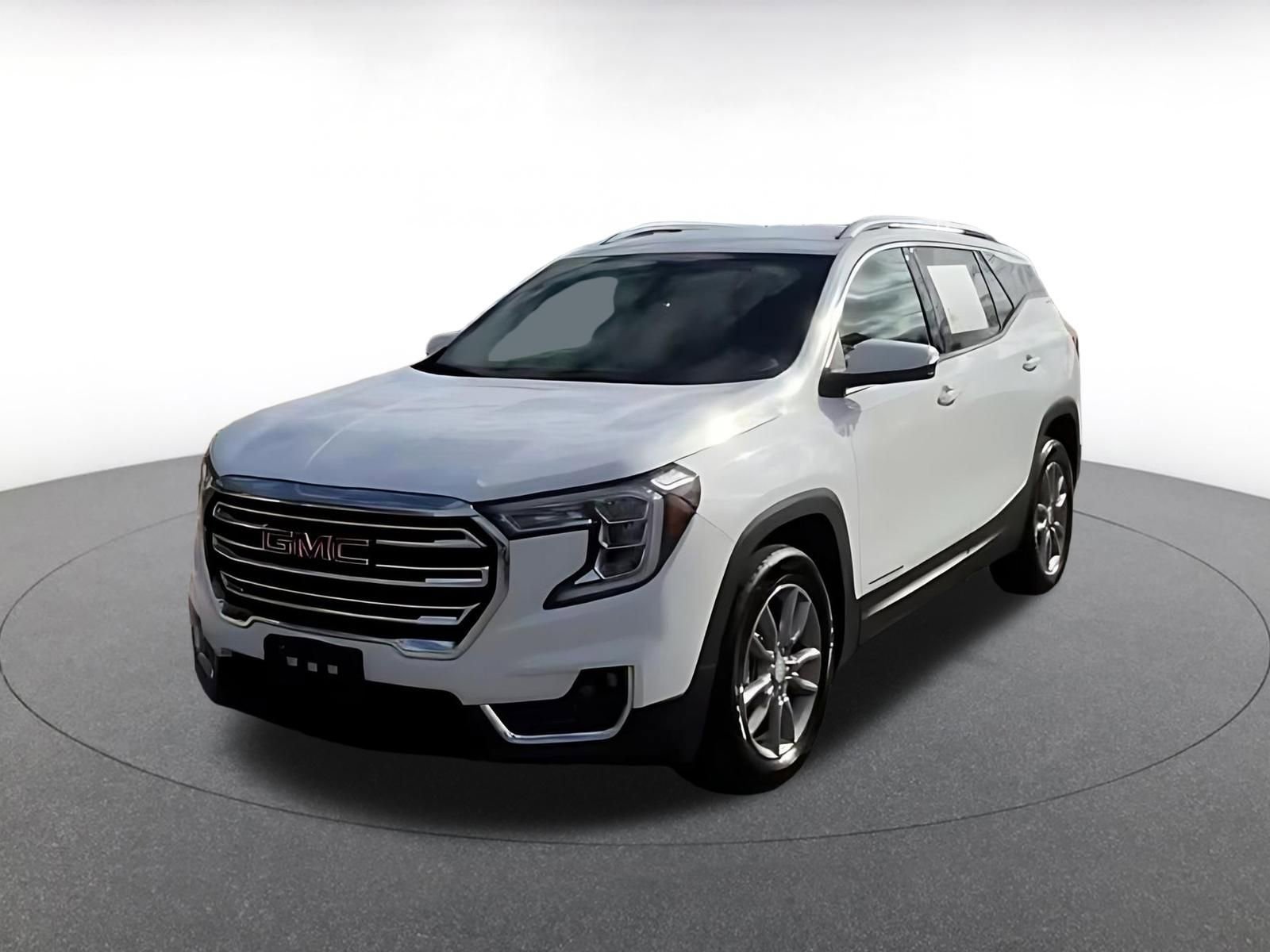 Used 2024 GMC Terrain SLT AWD/4WD image 7