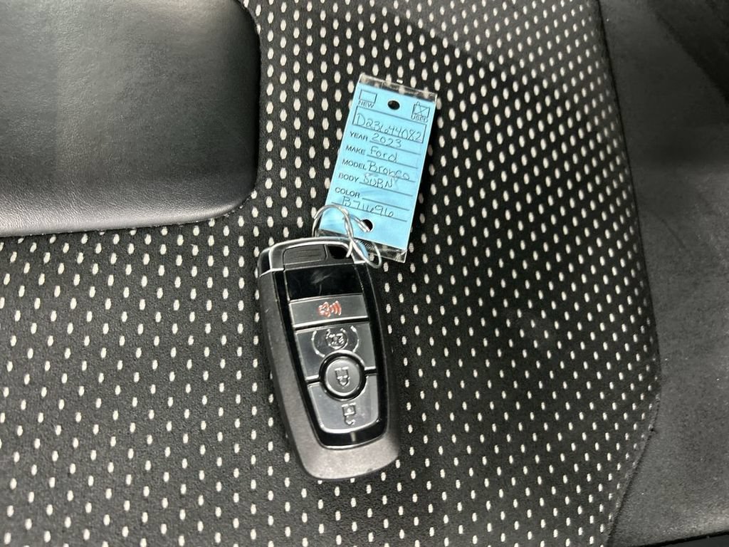 Used 2023 Ford Bronco Raptor AWD/4WD image 12