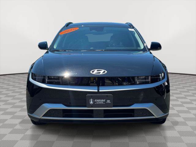 Used 2025 Hyundai Ioniq 5 SEL AWD/4WD image 2