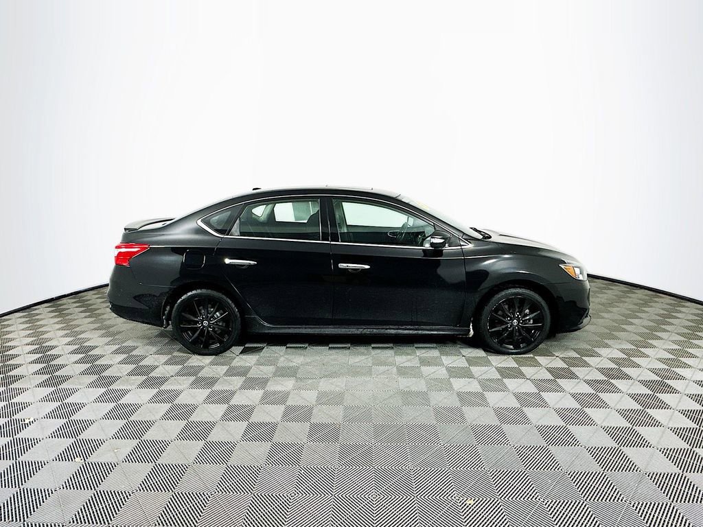 Used 2018 Nissan Sentra SR Turbo w/ SR Midnight Edition Package image 11