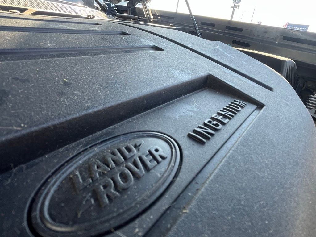 Used 2023 Land Rover Defender 110 SE image 47