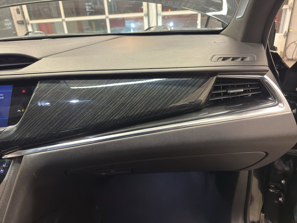 Used 2021 Cadillac XT6 Premium Luxury image 23