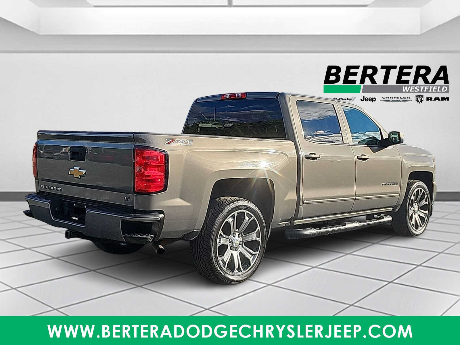 Used 2017 Chevrolet Silverado 1500 LT w/ All Star Edition AWD/4WD image 6
