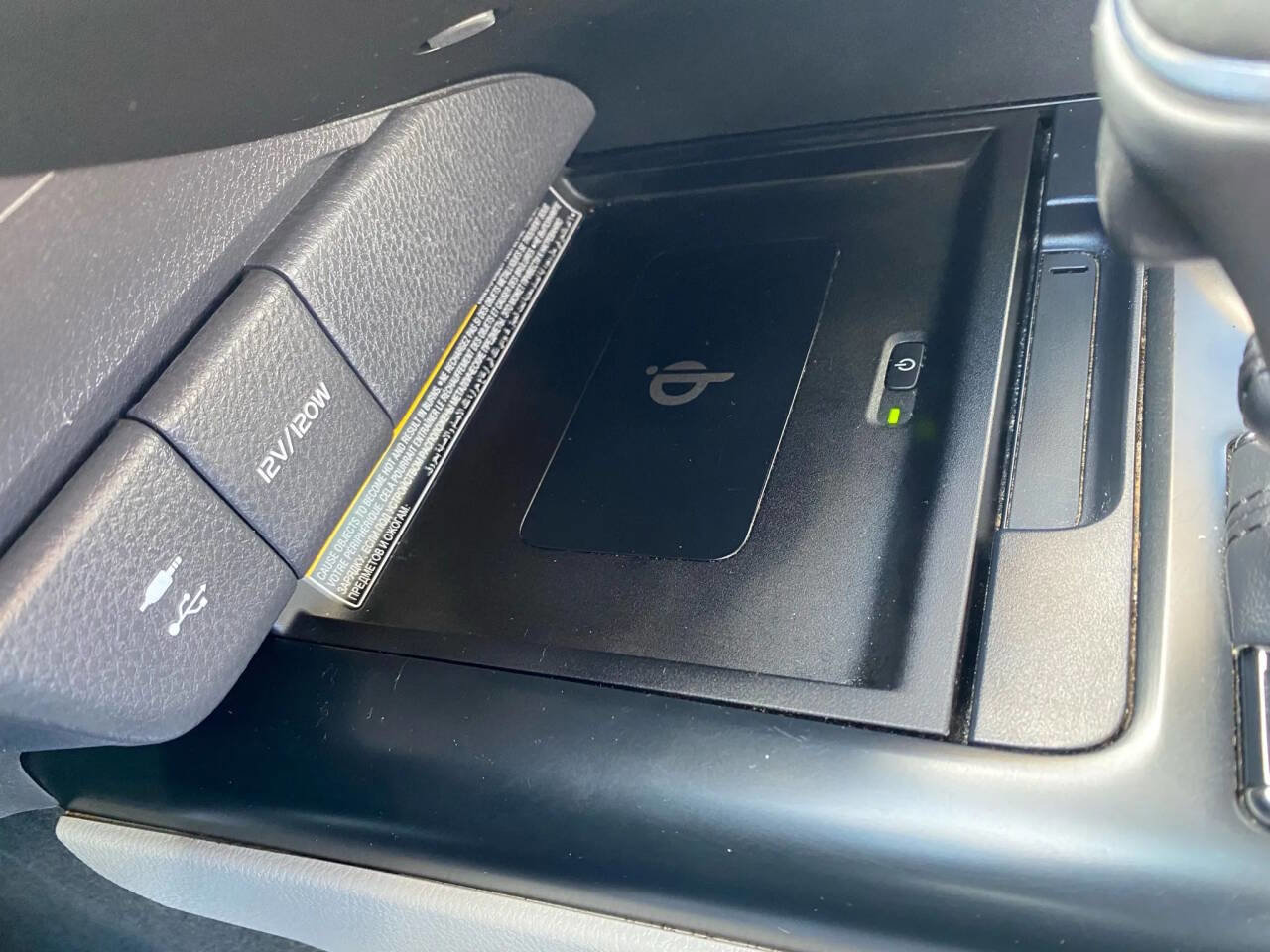 Used 2018 Toyota Camry XLE image 20