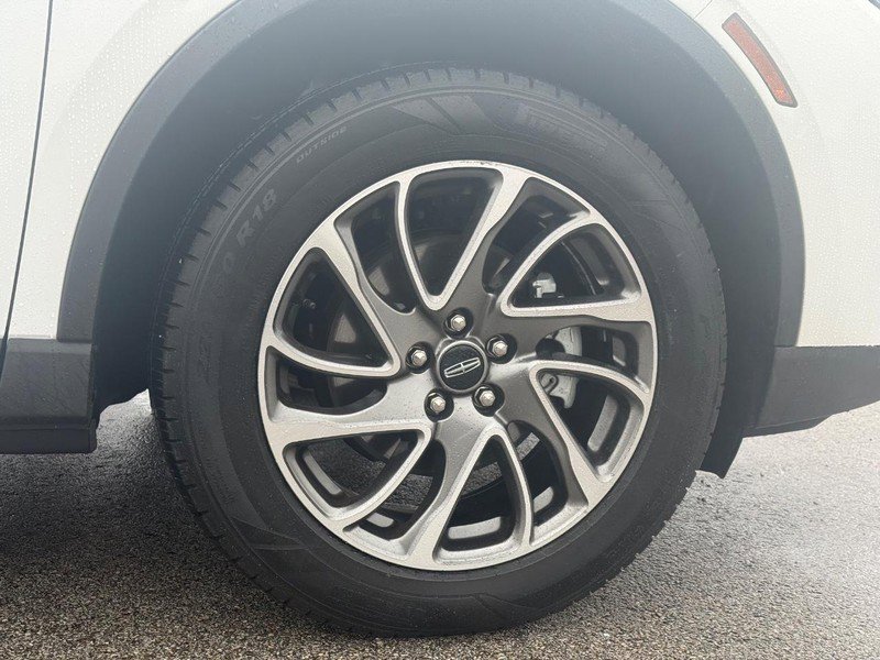 Certified 2022 Lincoln Corsair AWD w/ Equipment Group 101A image 5