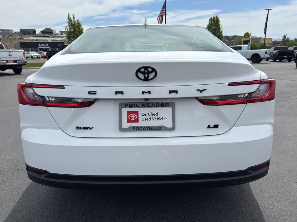 Used 2026 Toyota Camry LE w/ Preferred Package 2 (TMS) FWD image 3