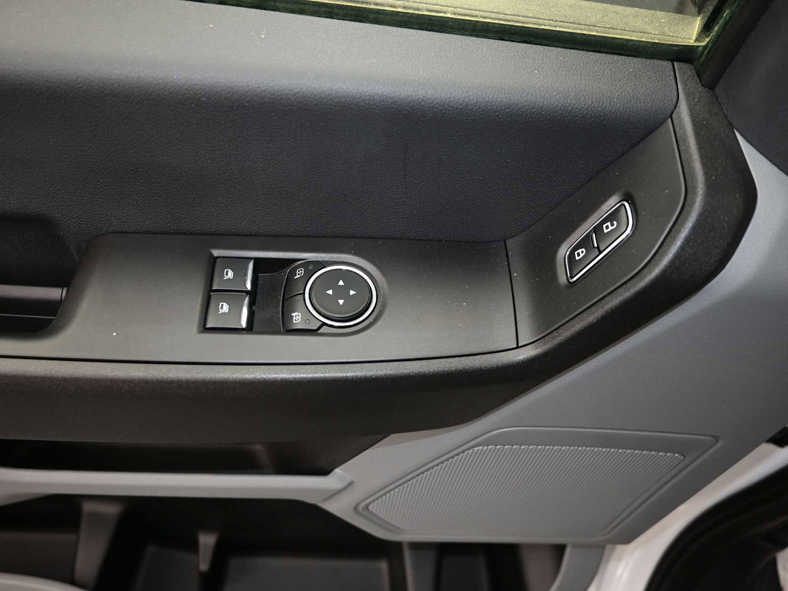 New 2023 Ford F550 4x4 Regular Cab Super Duty image 12