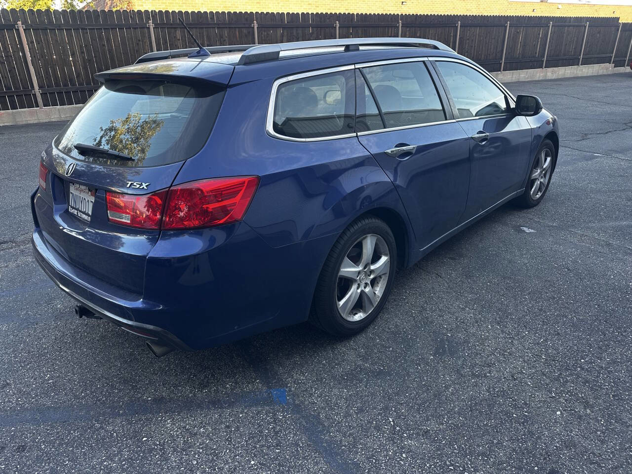 Used 2012 Acura TSX Sport Wagon FWD image 4