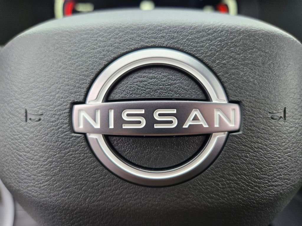 New 2026 Nissan Pathfinder Platinum image 10